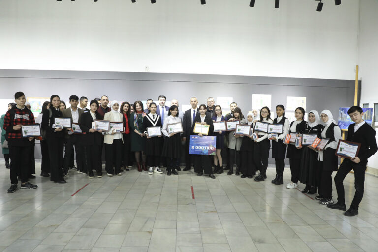 1de89efb571abefc63bca